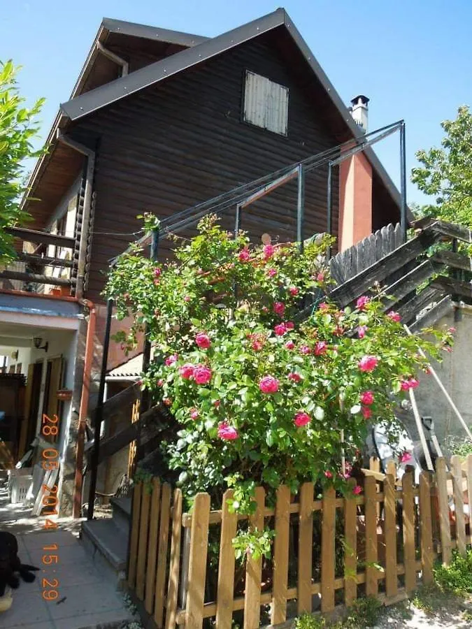 Guest house Baita Degli Dei Hotel San Benedetto Val di Sambro Italy